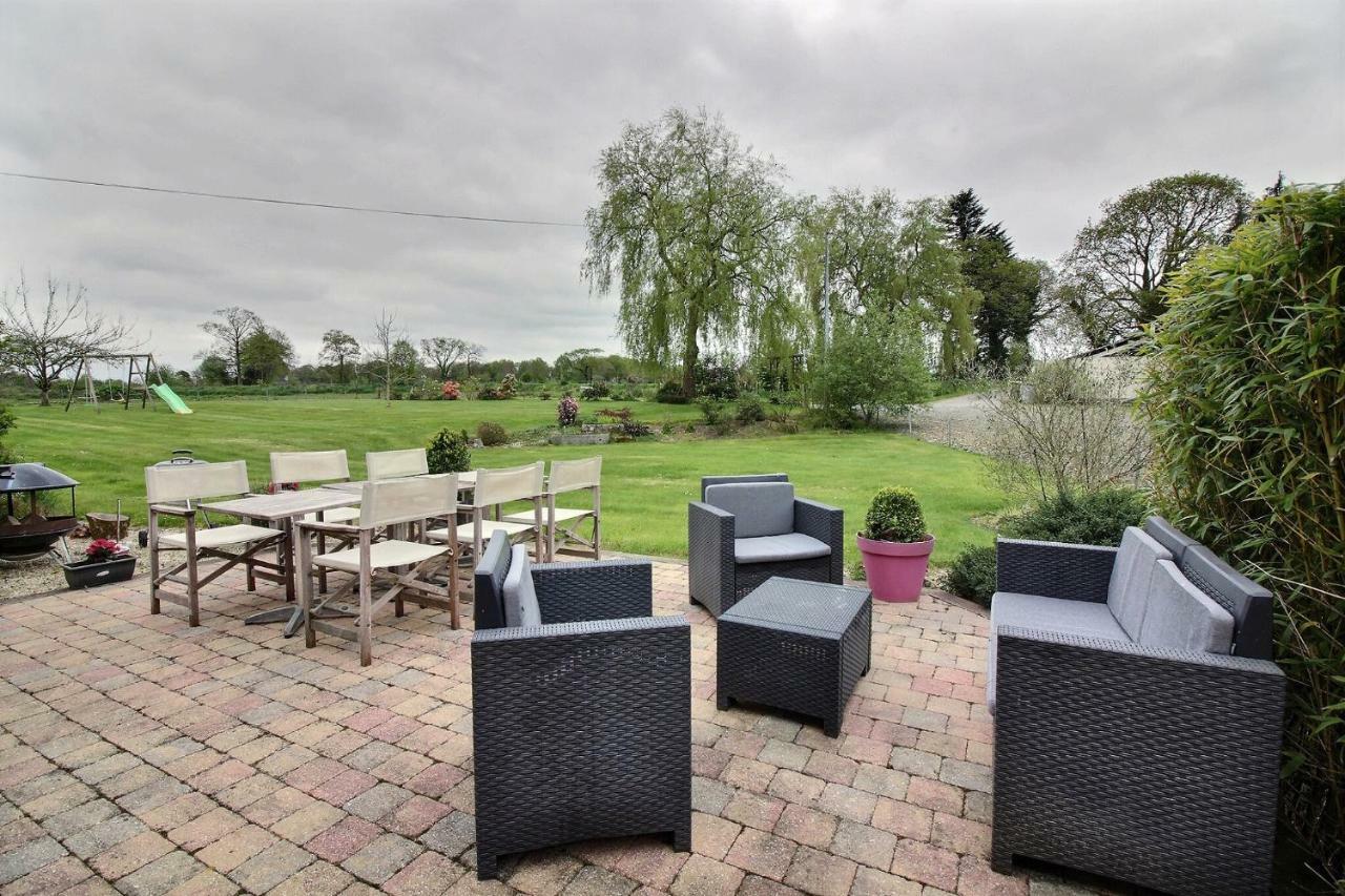 Maison A La Campagne Louargat Exteriör bild